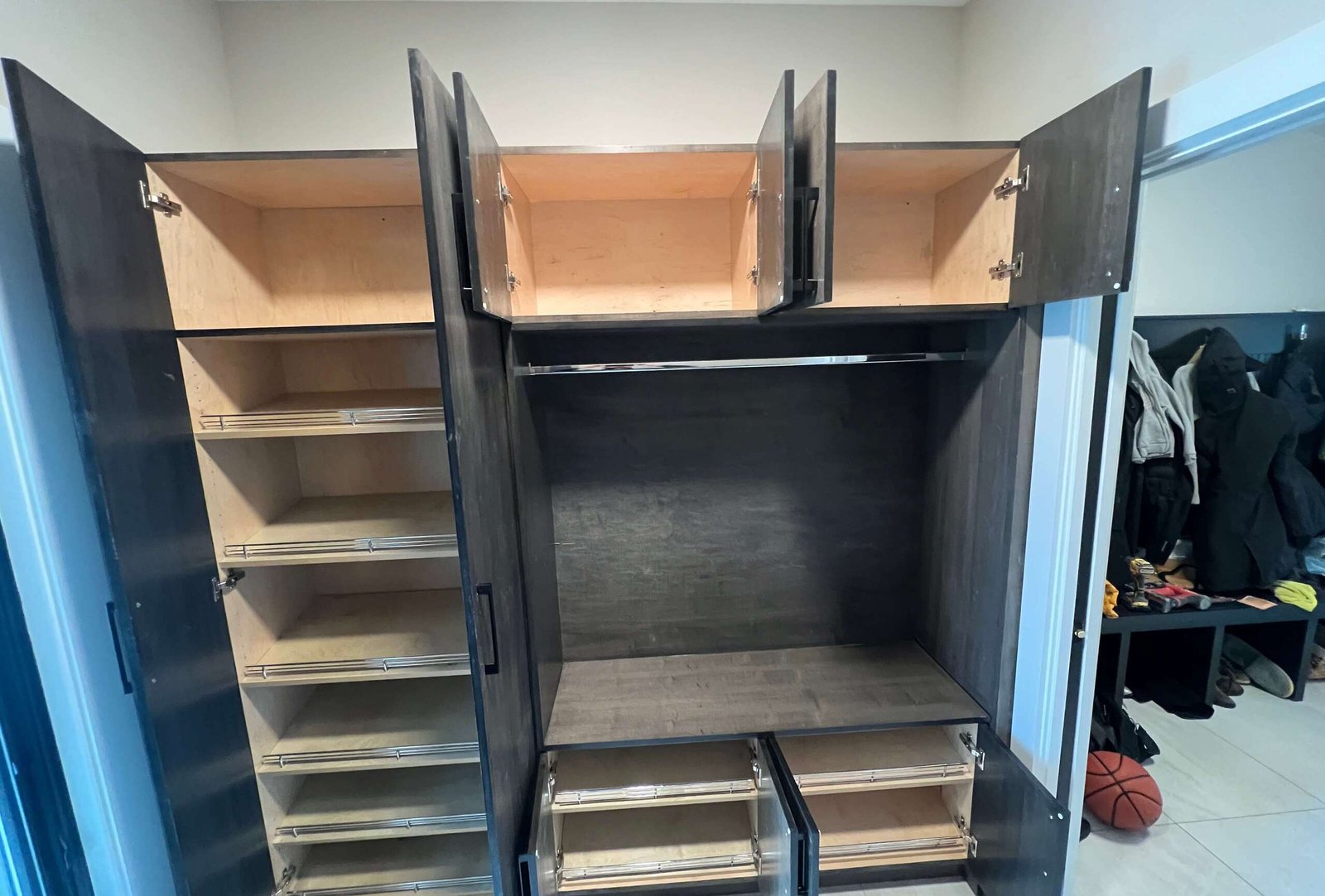 Custom wardrobe cabinet